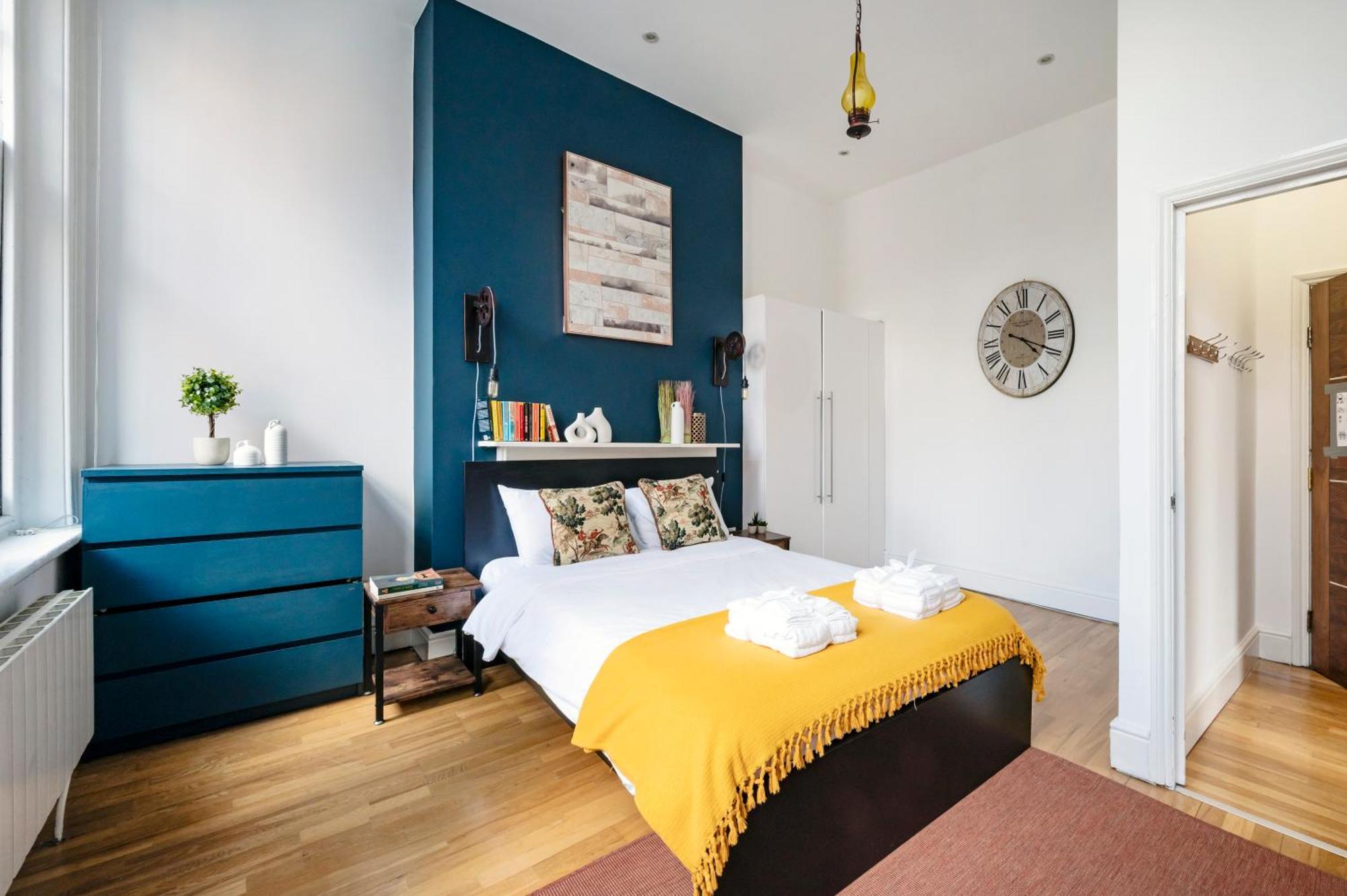 Sunny Corner Apartment In Center Of London Exterior photo